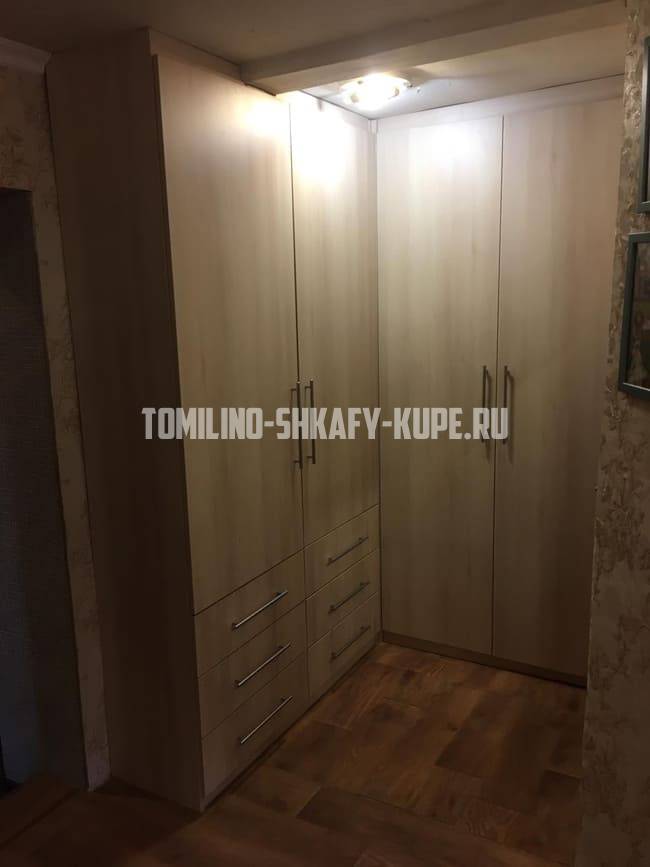 Распашные шкафы Томилино